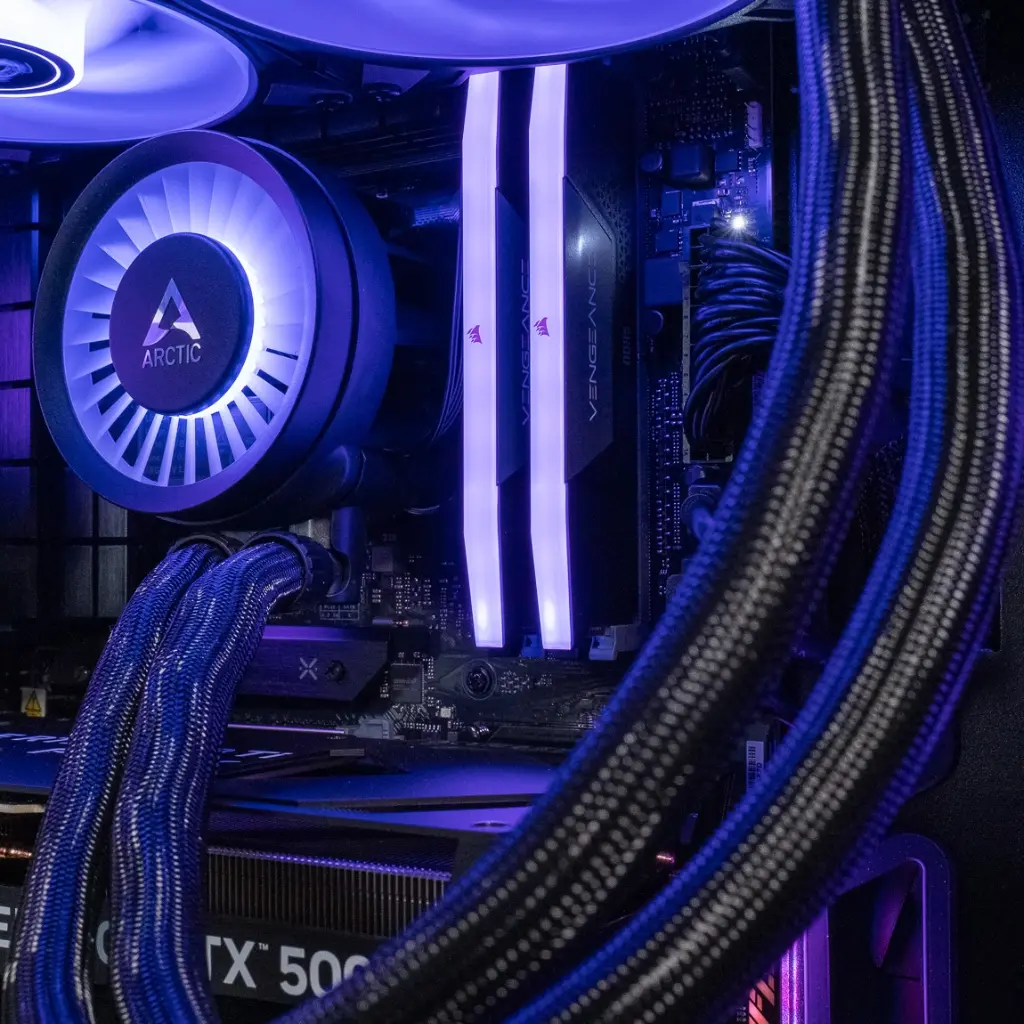 PC Viper GEFORCE RTX™ 5060 Ti