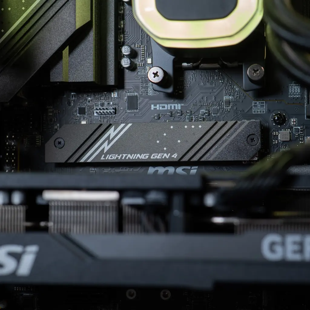 PC Corsair GEFORCE RTX™ 5070 Ti - iCUE Certified