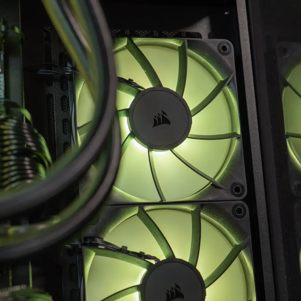 PC Corsair GEFORCE RTX™ 5070 Ti - iCUE Certified