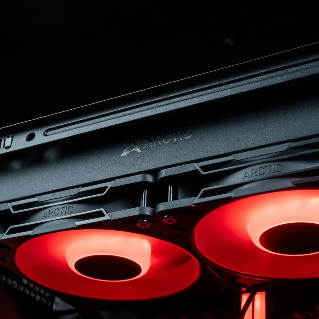 PC Rift Radeon™ RX 9060 XT 8GB