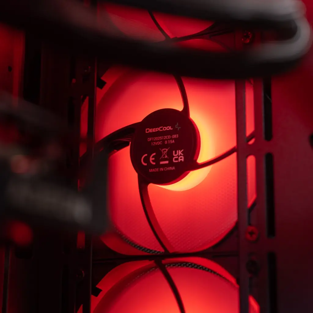 PC Rift Radeon™ RX 9060 XT 8GB