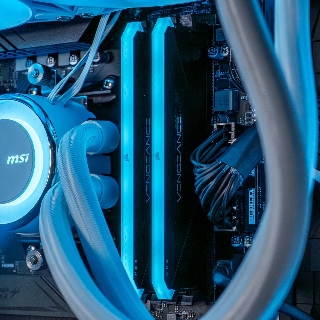 PC Savannah RTX™ 5060 Ti 8GB 