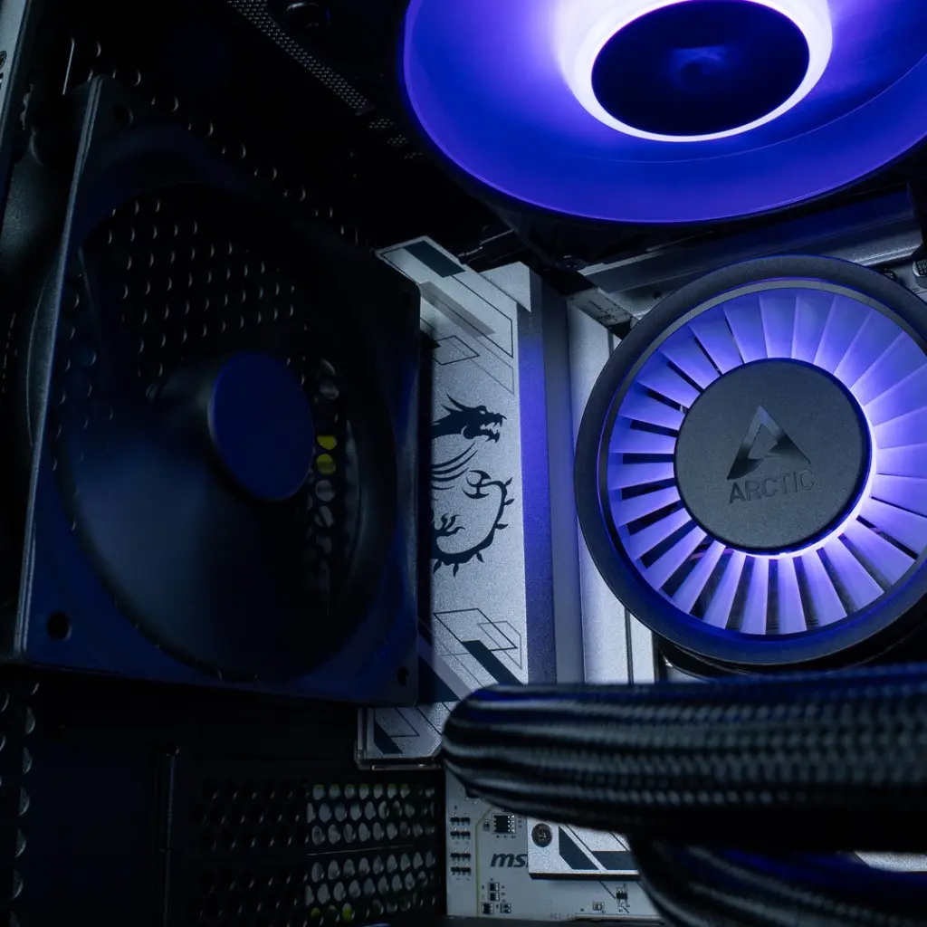 PC Player 5 by NZXT RTX™ 5070