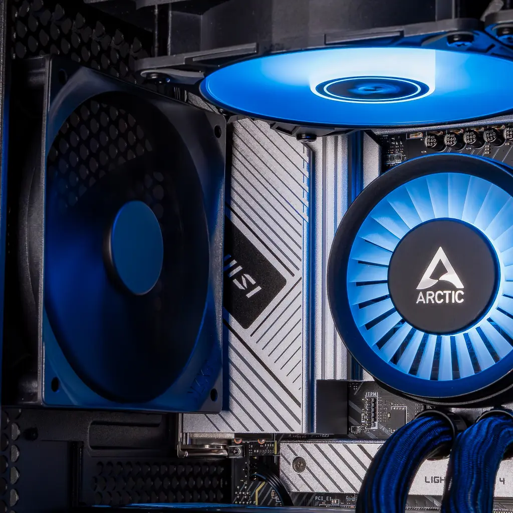 PC Player 5 by NZXT RTX™ 5070