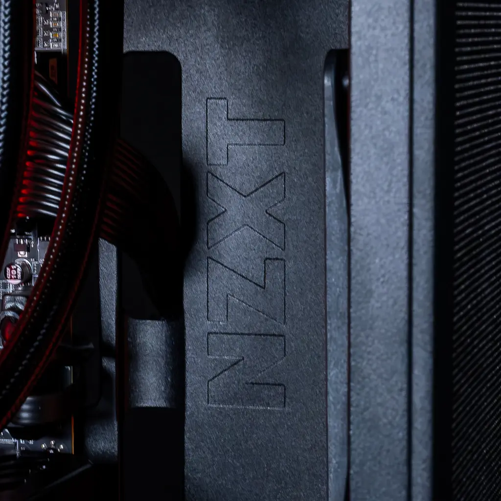 PC Player 3 By NZXT Geforce RTX™ 5060 Ti 8GB