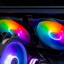 Zoom sur les ventilateurs MSI ARGB du boîtier Typhoon et le ventirad Arctic Freezer 36 pour un refroidissement optimal