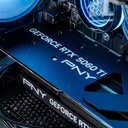 Gros plan sur la plaque arrière de la carte graphique PNY GeForce RTX 5060 Ti installée dans le PC gamer Savannah