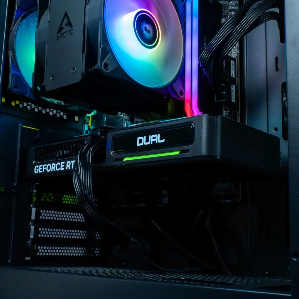 PC Savannah GeForce RTX™ 5060 Ti 8GB 