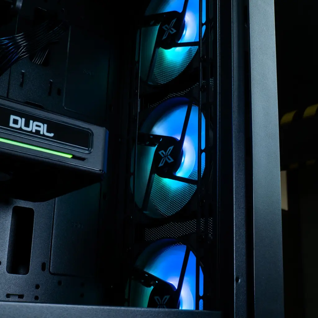 PC Savannah GeForce RTX™ 5060 Ti 8GB 