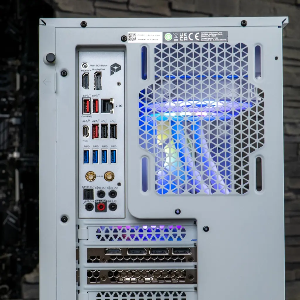 PC Solana GEFORCE RTX™ 5080