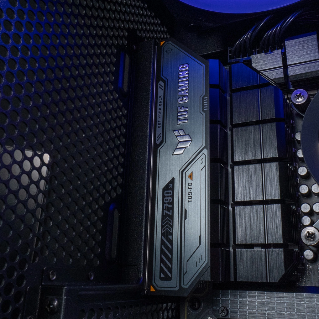 PC Player 6 by NZXT Geforce RTX™ 5070 Ti