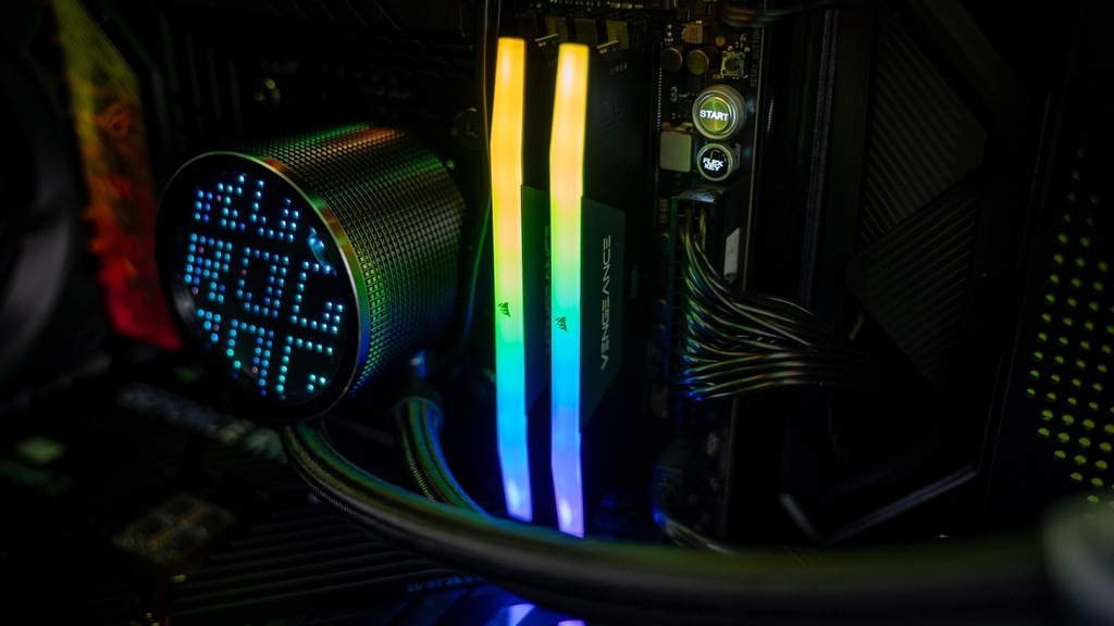 PC Hyperion RTX 4090 powered by ASUS ROG Strix