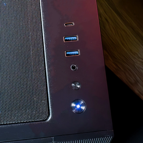 PC Fuego GEFORCE RTX™ 5070 