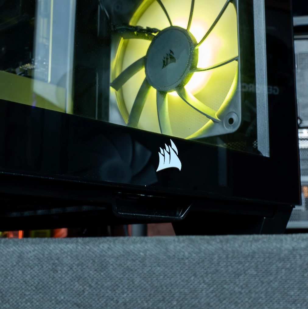 PC Corsair BlackBeard GEFORCE RTX™ 5080 - iCUE Certified 