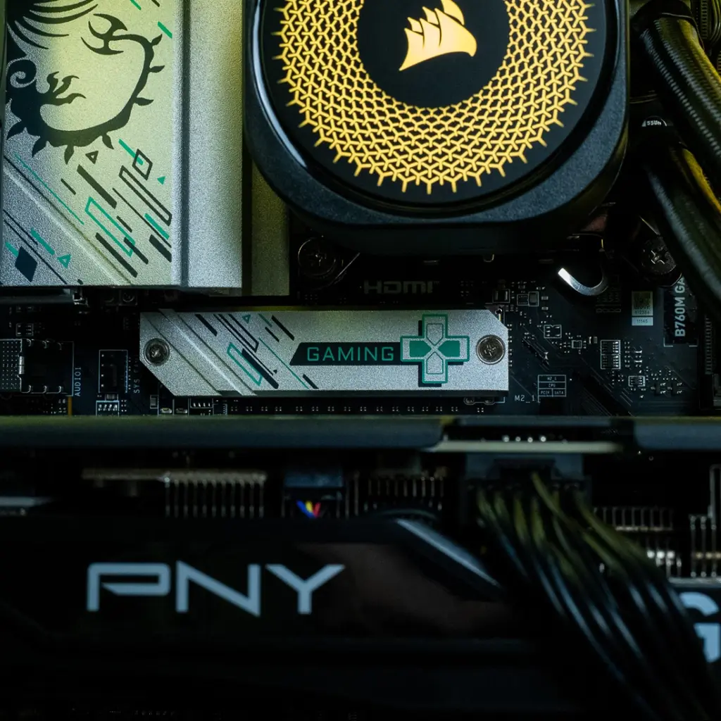 PC Corsair BlackFlag GEFORCE RTX™ 5070 - iCUE Certified  