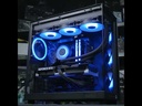 Gemini said Vue d'ensemble de l'intérieur du PC gamer Ascent X3D GEFORCE RTX™ 5080 avec éclairage ARGB bleu, watercooling Arctic et composants MSI