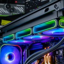 Vue des ventilateurs supérieurs ARGB à effet miroir infini et du radiateur dans le PC SHADOW by Helena Claris