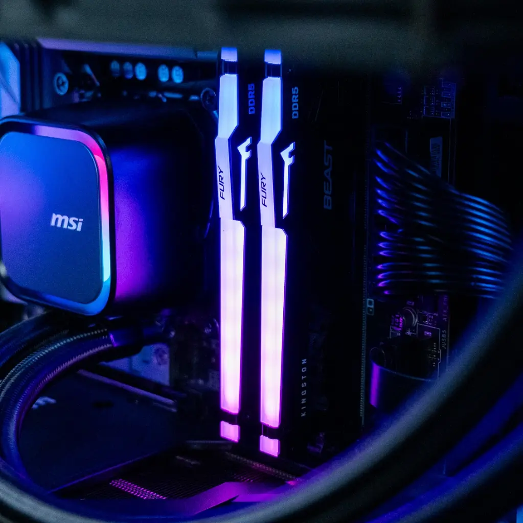 PC Diamant GeForce RTX™ 5070 Ti Powered by MSI