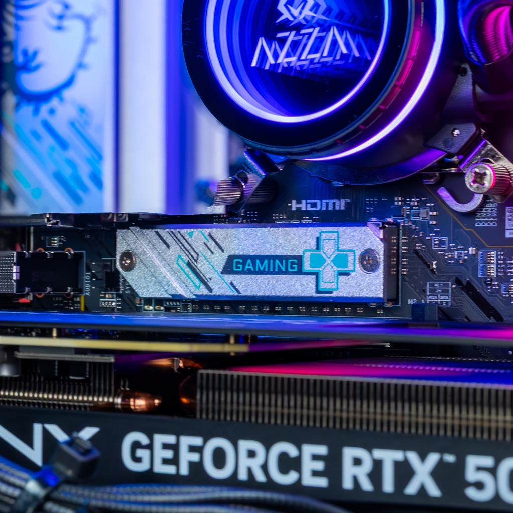 PC Cougar V GEFORCE RTX™ 5060 Ti