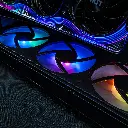 Visuel promotionnel du PC gamer Kraken : ventilateurs RGB haute performance positionnés pour optimiser le refroidissement de la carte graphique, assurant stabilité et performances maximales même en 4K