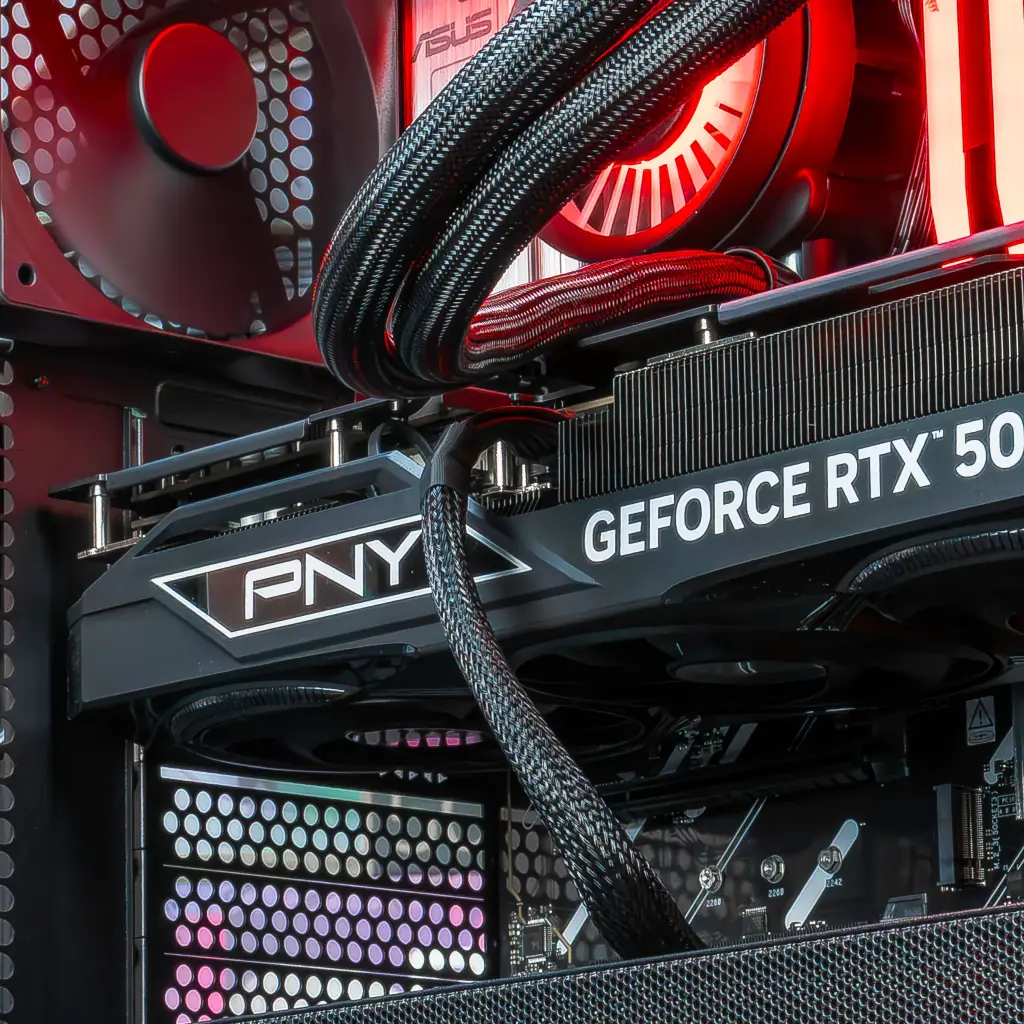 PC Solana GEFORCE RTX™ 5080