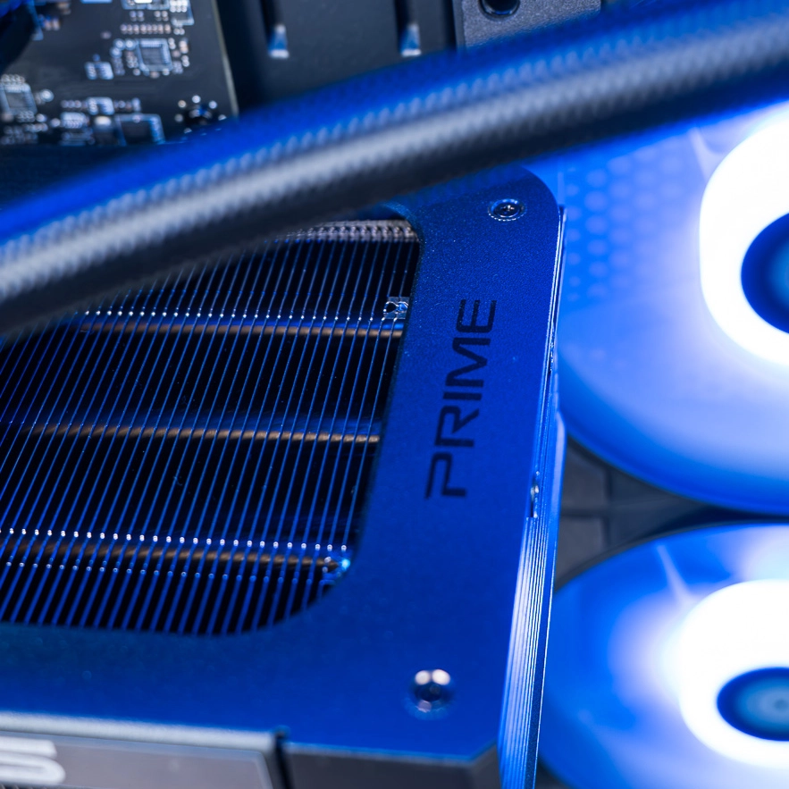 PC RAMPAGE GEFORCE RTX™ 5070