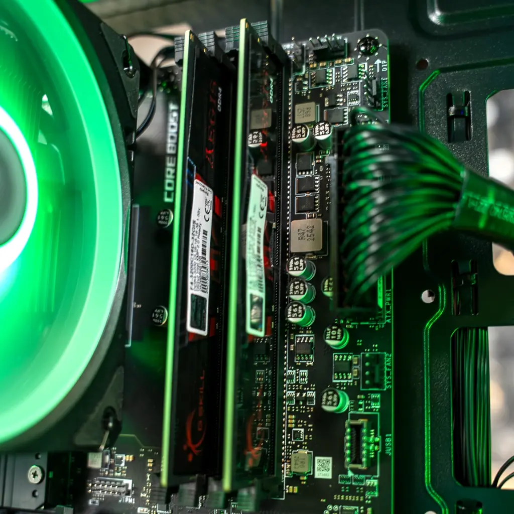 PC Mirage GeForce RTX™ 5060 Ti Powered by MSI