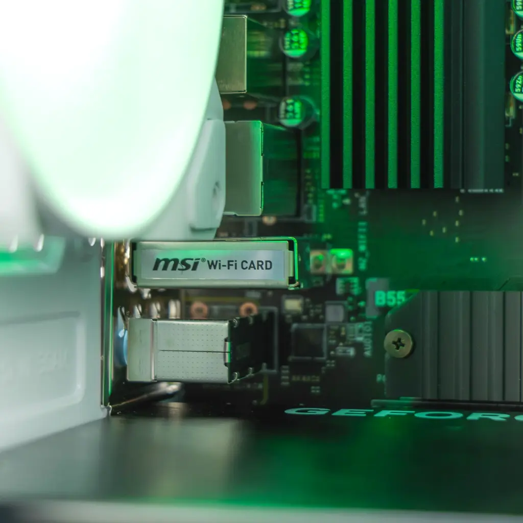 PC Mirage GeForce RTX™ 5060 Ti Powered by MSI