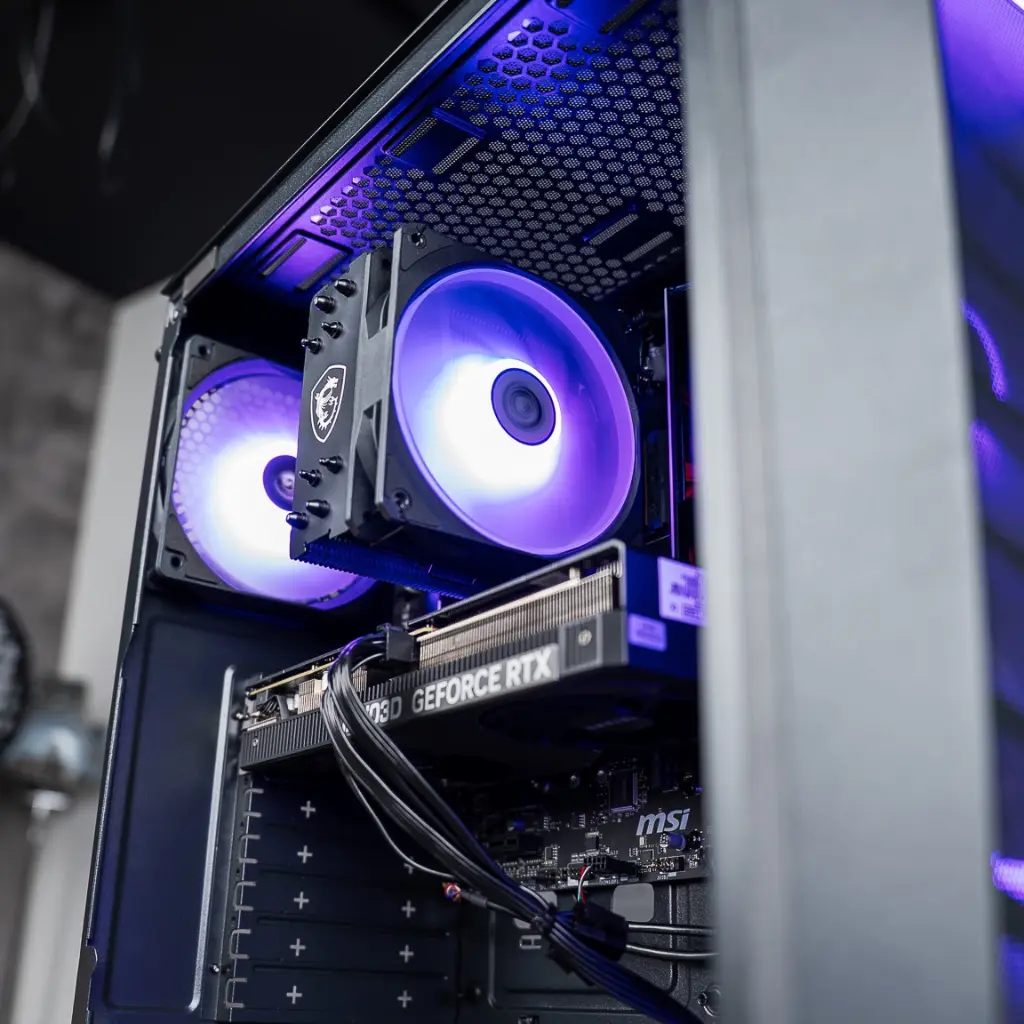 PC Savannah GeForce RTX™ 5060 Ti 8GB 